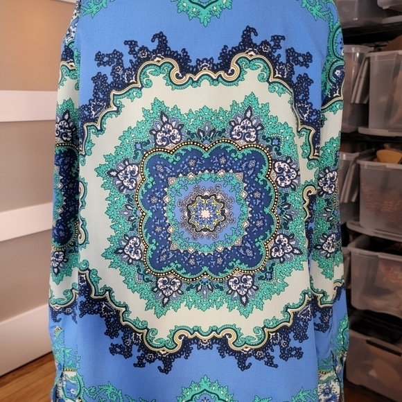 Apt. 9 Bold Retro style Printed Colorful Button front Top Size Large - Picture 6 of 16